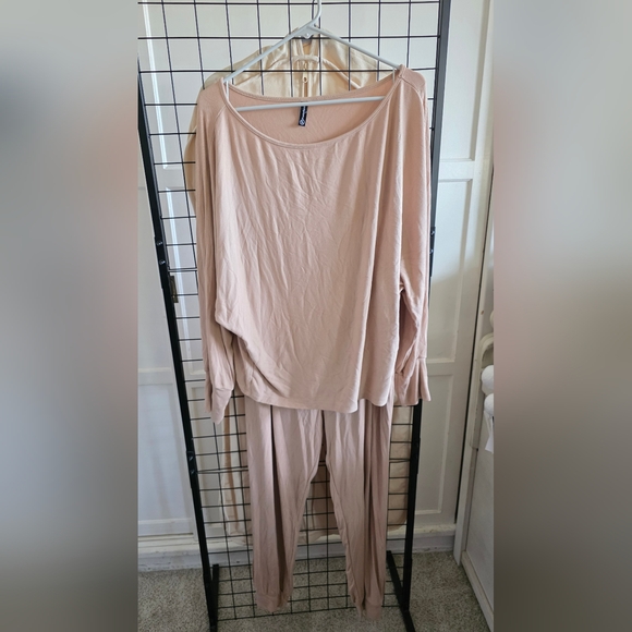 Pants - Beige Long Sleeve Top and Pants Set Size Large